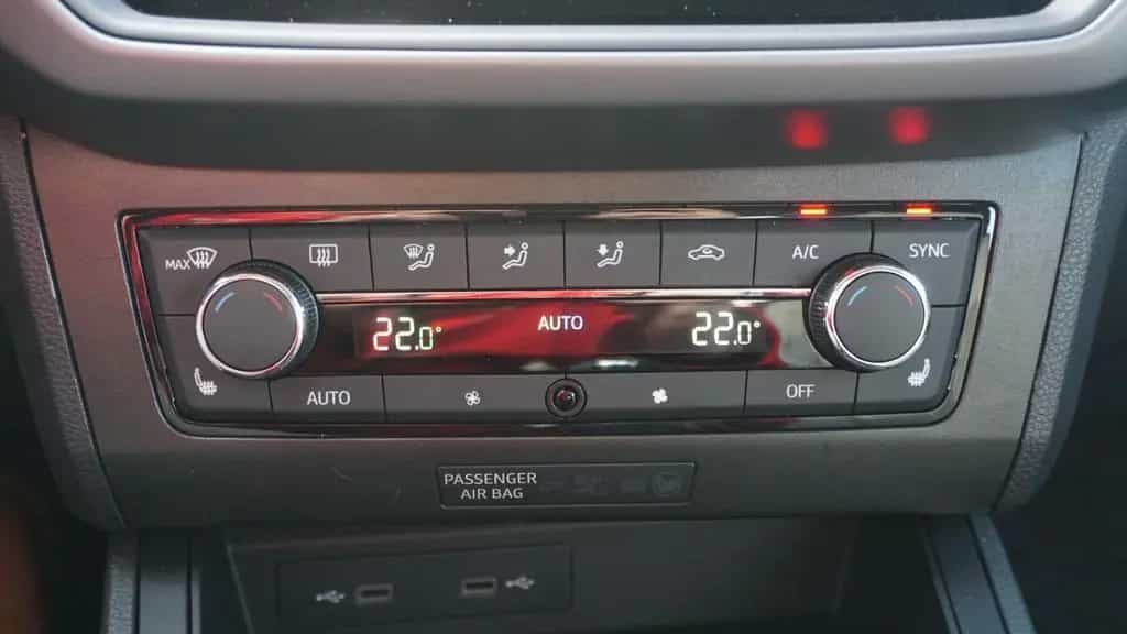 Seat Ibiza 1.0 TSI Style Beats LED Navi Sitzheizung 11/2020-photo-13