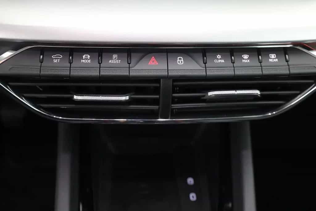 Skoda Octavia Combi 1.5 TSI First Edition LED Navi ACC 01/2021-photo-11