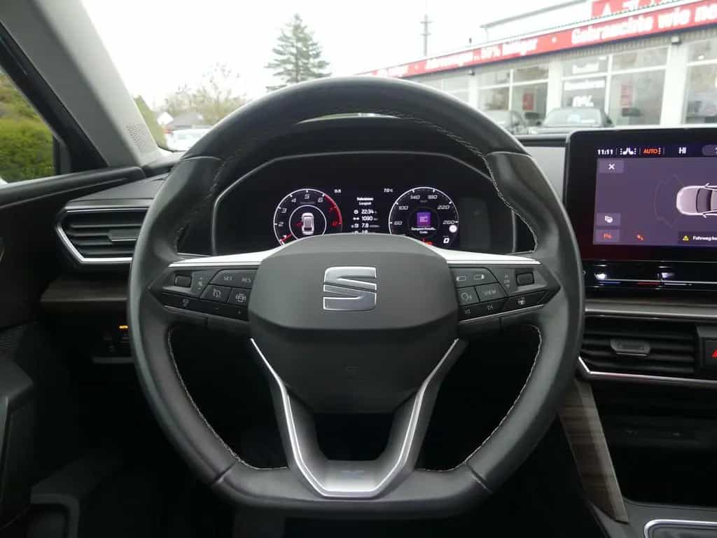 Seat Leon Sportstourer 1.5 Xcellence LED Navi ACC PDC 05/2021-photo-21