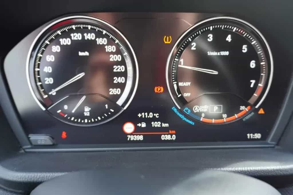 BMW X2 20i sDrive LED Navi Sitzheizung Tempomat PDC 09/2019-photo-16