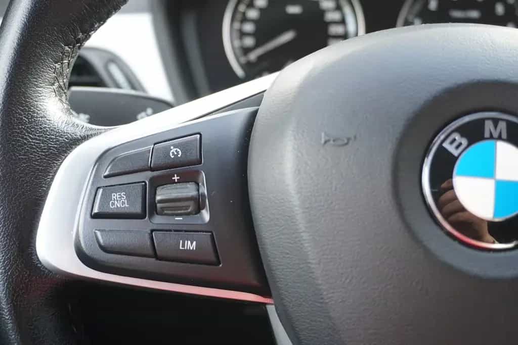 BMW X2 20i sDrive LED Navi Sitzheizung Tempomat PDC 09/2019-photo-20