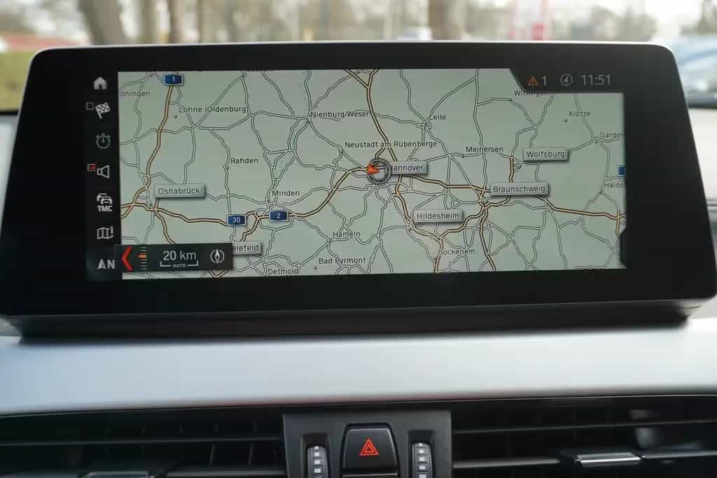 BMW X2 20i sDrive LED Navi Sitzheizung Tempomat PDC 09/2019-photo-25
