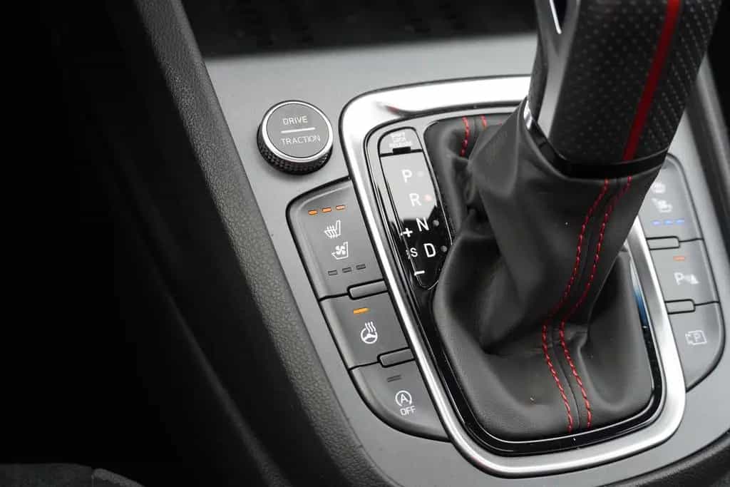 Hyundai KONA 1.6 T-GDI N Line Klimaaut. LED Kamera 08/2021-photo-18