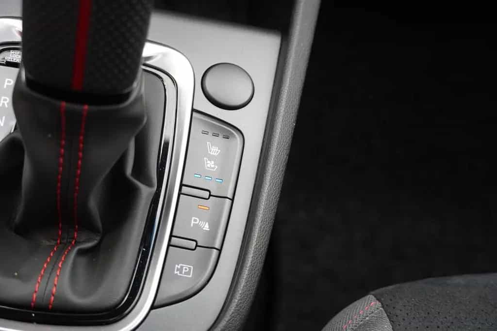 Hyundai KONA 1.6 T-GDI N Line Klimaaut. LED Kamera 08/2021-photo-19