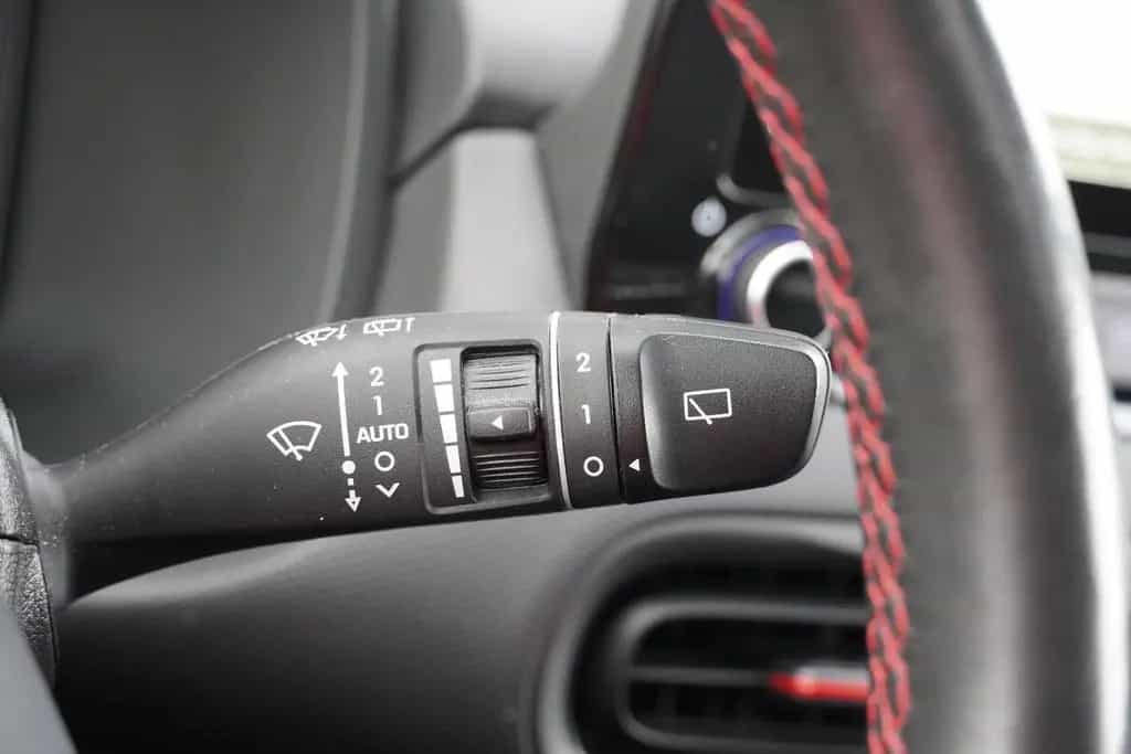 Hyundai KONA 1.6 T-GDI N Line Klimaaut. LED Kamera 08/2021-photo-27