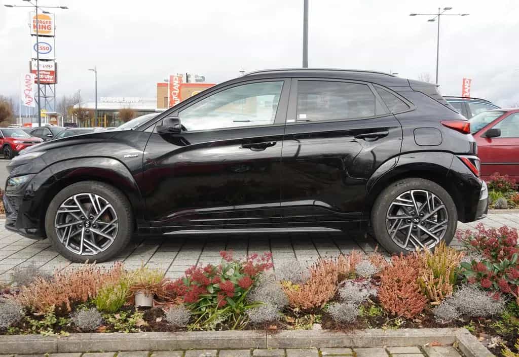 Hyundai KONA 1.6 T-GDI N Line Klimaaut. LED Kamera 08/2021-photo-4