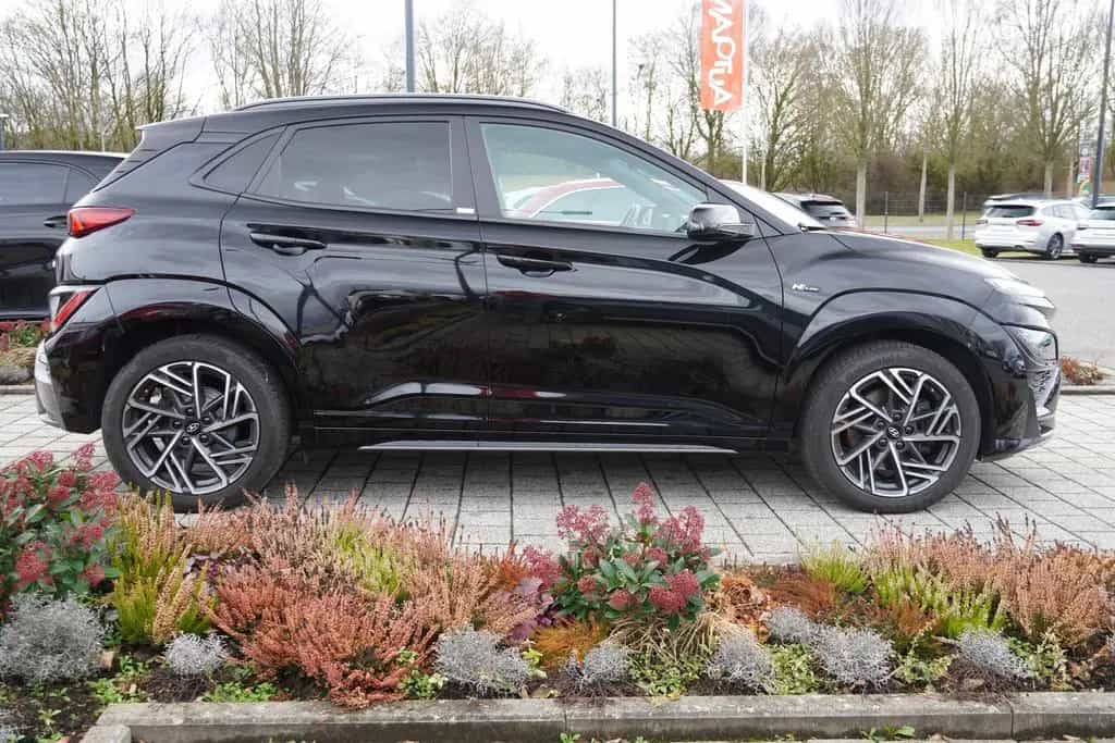 Hyundai KONA 1.6 T-GDI N Line Klimaaut. LED Kamera 08/2021-photo-8