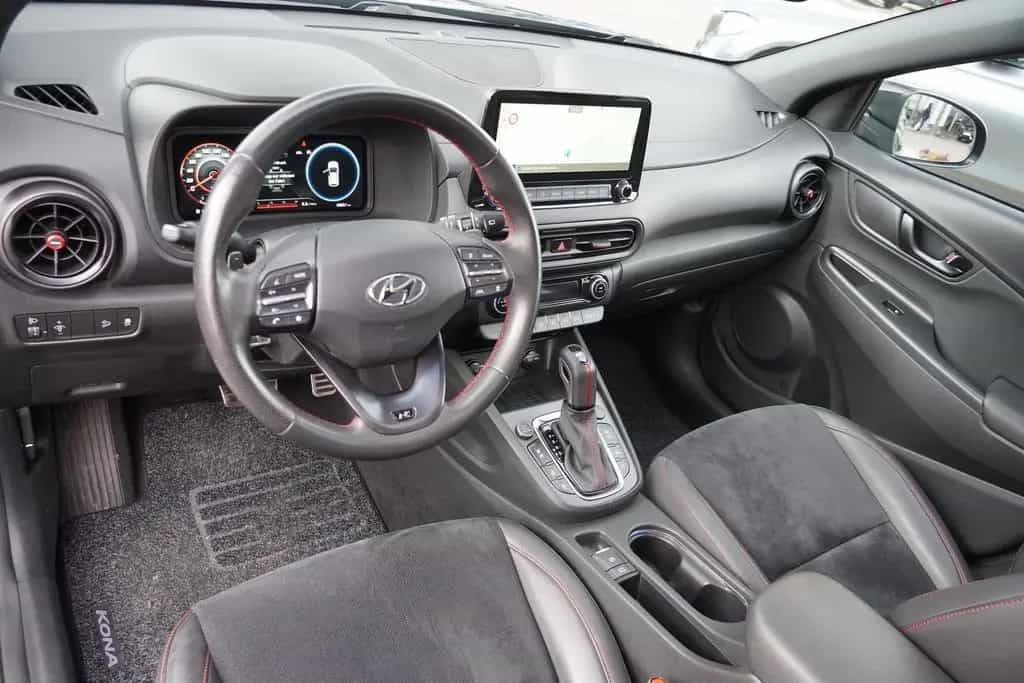 Hyundai KONA 1.6 T-GDI N Line Klimaaut. LED Kamera 08/2021-photo-9