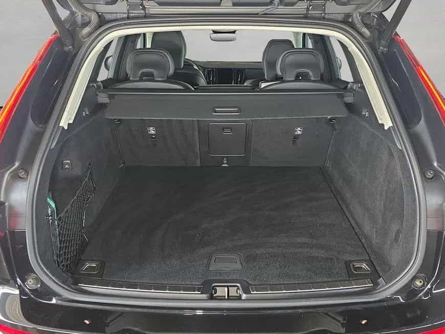 Volvo XC60 B4 D Plus Bright 01/2023-photo-2