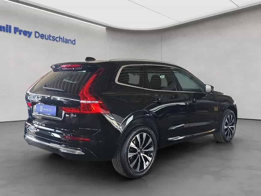 Volvo XC60 B4 D Plus Bright 01/2023-photo-3