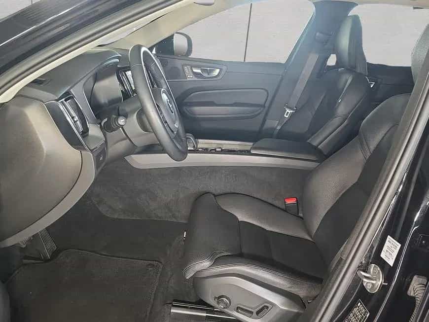 Volvo XC60 B4 D Plus Bright 01/2023-photo-6