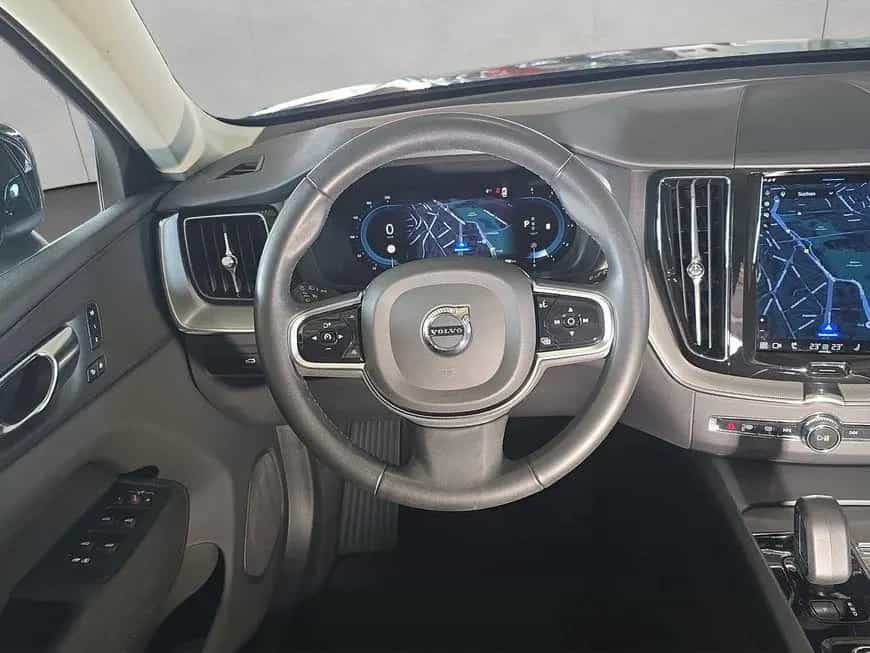 Volvo XC60 B4 D Plus Bright 01/2023-photo-7