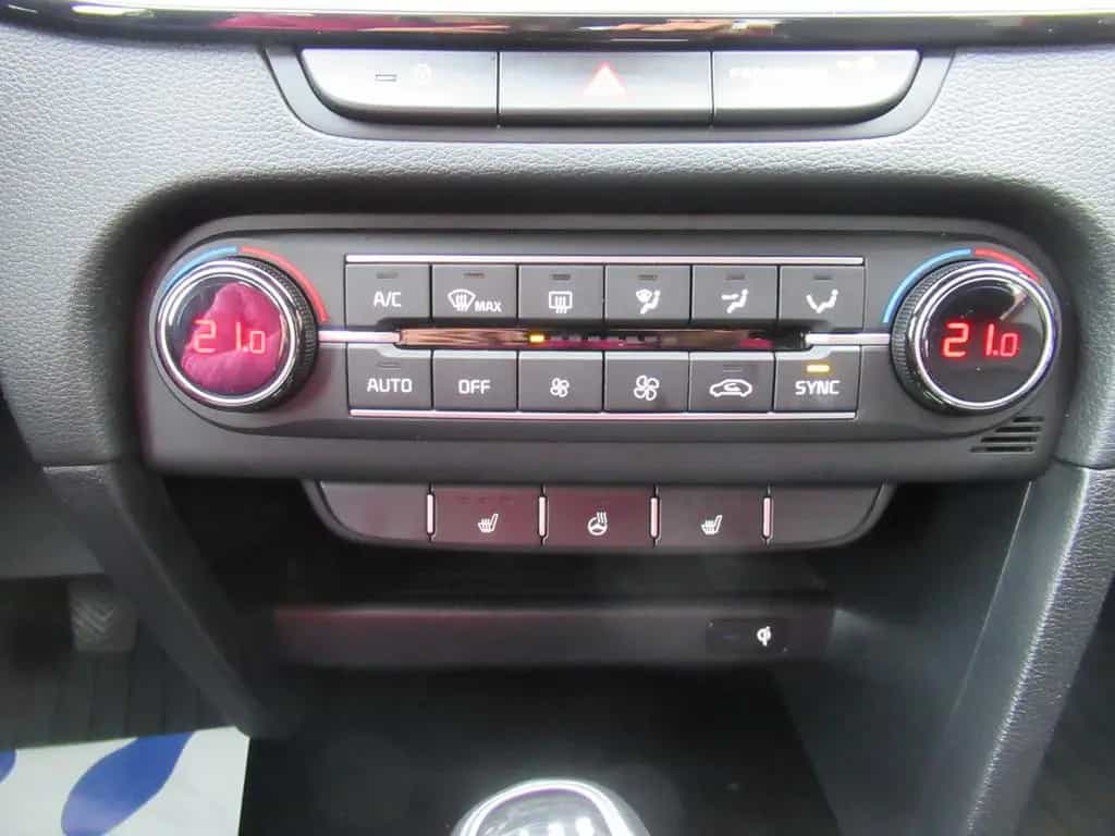 Kia XCeed 1.5 T-GDI,Navi,Sitzh,AHK 05/2021-photo-13