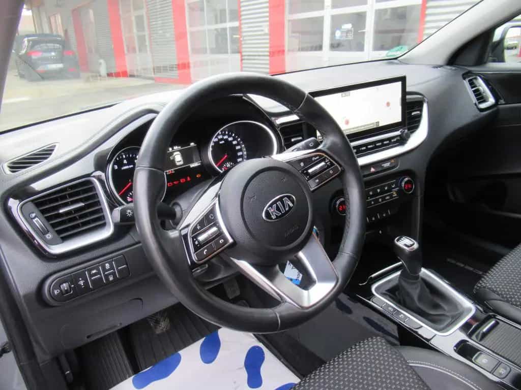 Kia XCeed 1.5 T-GDI,Navi,Sitzh,AHK 05/2021-photo-17