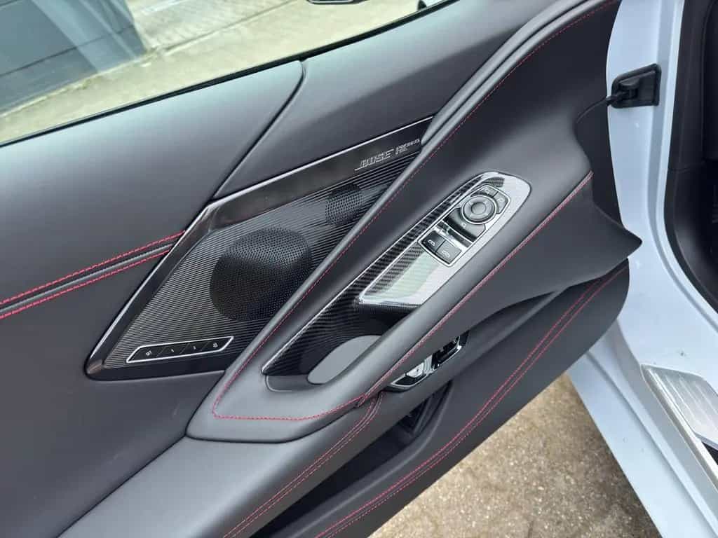 Corvette C8 Coupe 3LT MY 2024 MAGNETIC/FRONT LIFT/EU-MODE 08/2025-photo-3