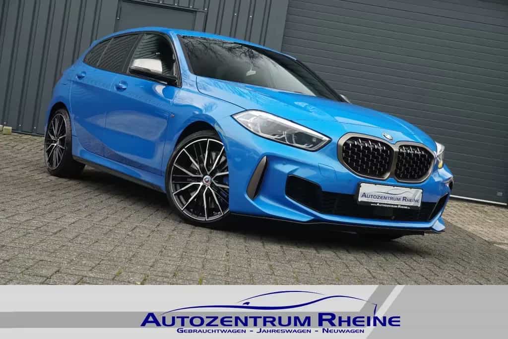 BMW M135 i xD HUD Schalensitz E.Klappe Kamera H/K ACC 03/2020-photo-0