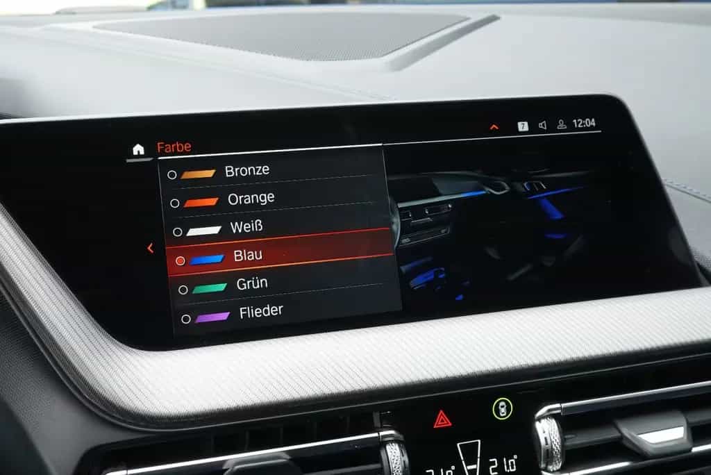 BMW M135 i xD HUD Schalensitz E.Klappe Kamera H/K ACC 03/2020-photo-32
