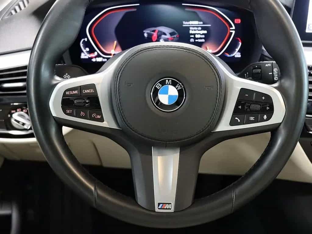 BMW 5 Series 530d Touring AHK 01/2023-photo-10