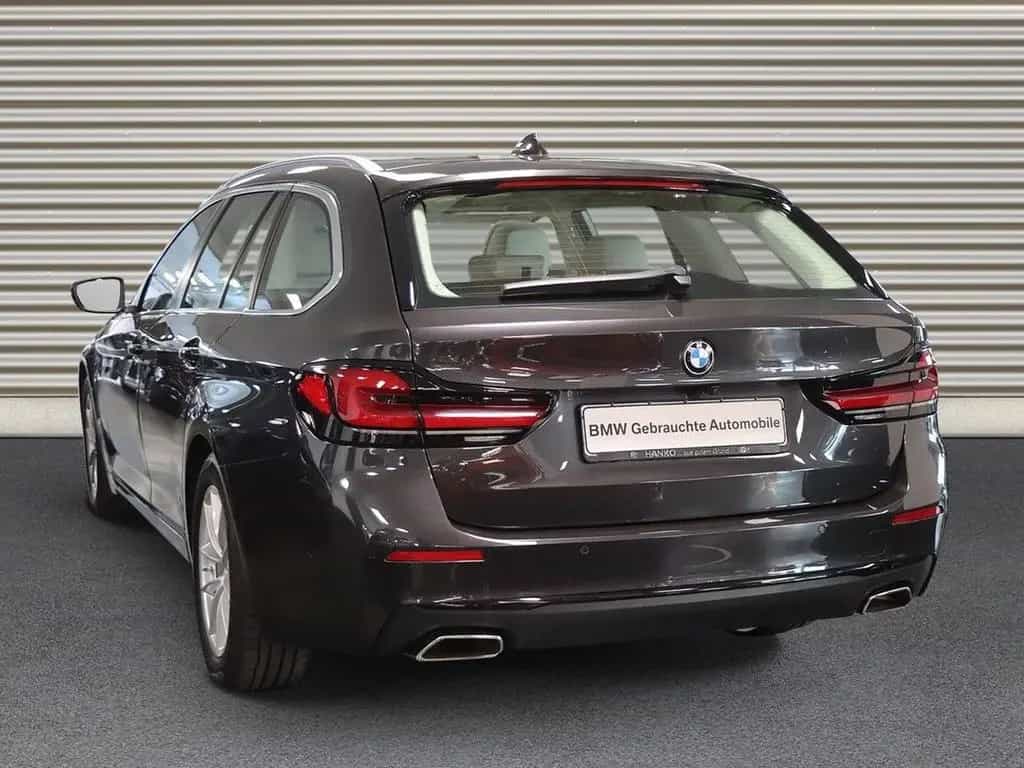 BMW 5 Series 530d Touring AHK 01/2023-photo-2