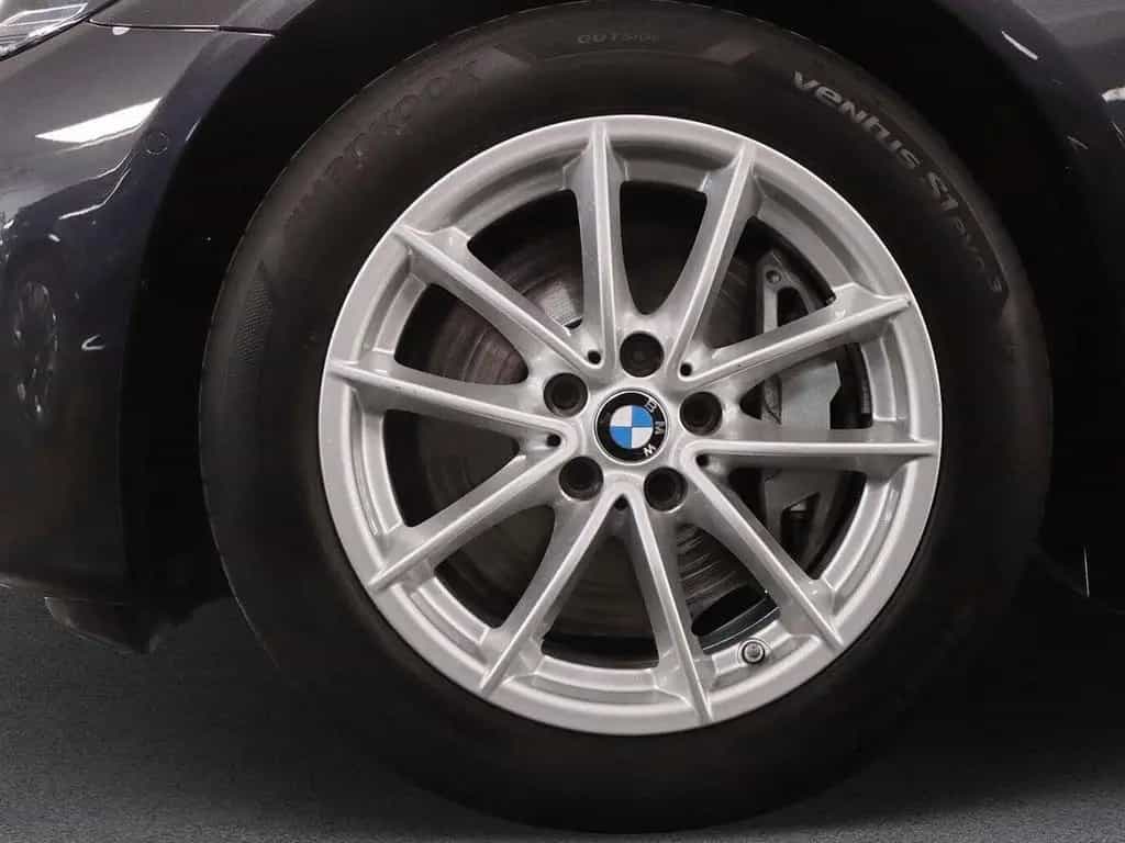BMW 5 Series 530d Touring AHK 01/2023-photo-3