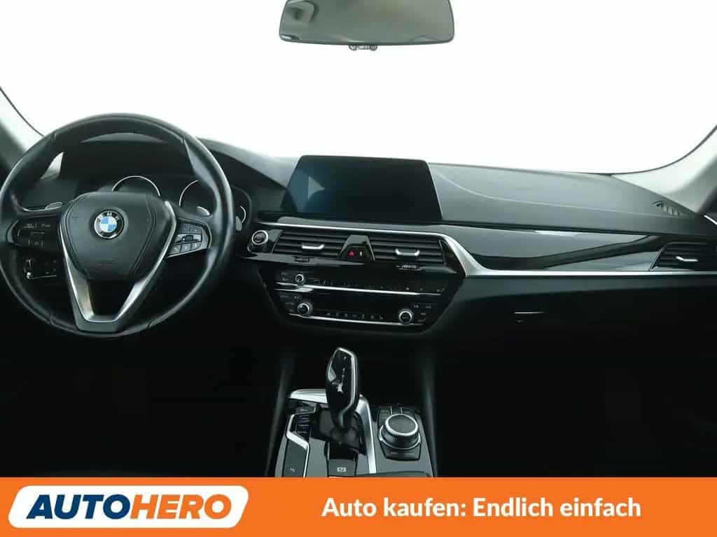 BMW 520 5er 520d Sport Line 11/2019-photo-11