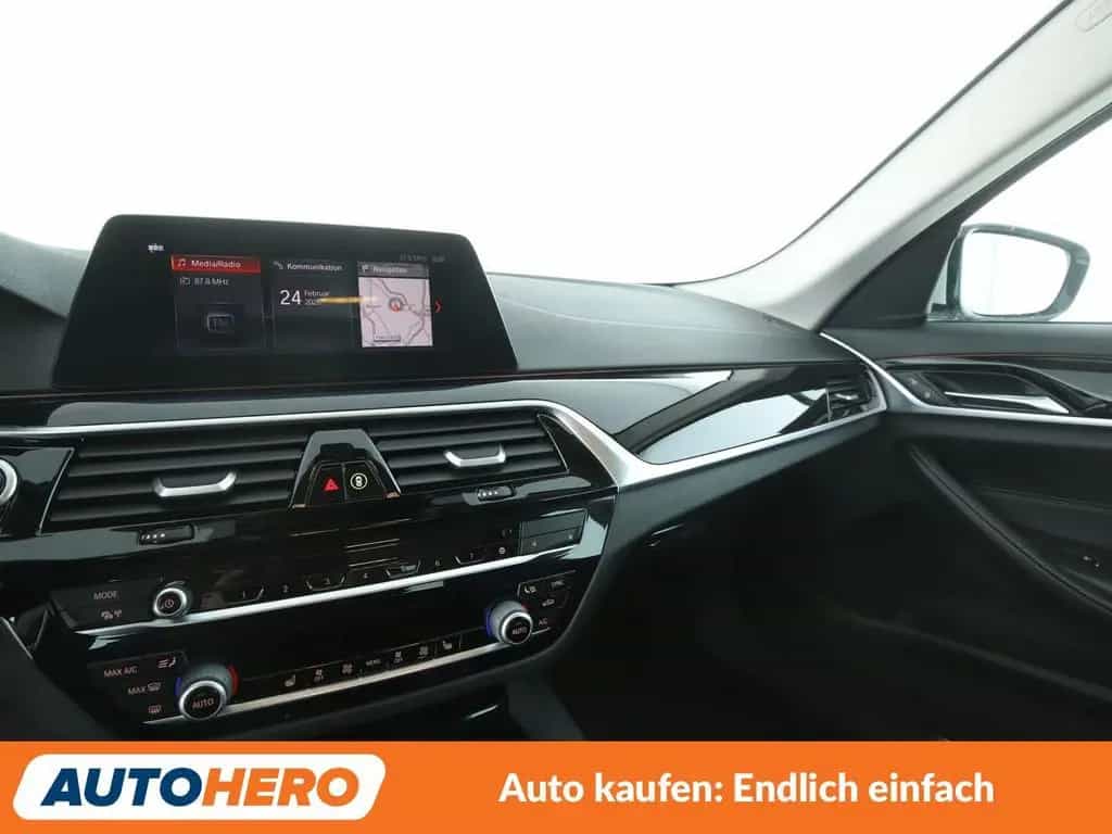 BMW 520 5er 520d Sport Line 11/2019-photo-23