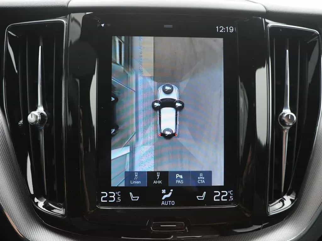 Volvo XC60 B4 D AWD Geartronic R-Design *Xenium * AHK* 05/2021-photo-11