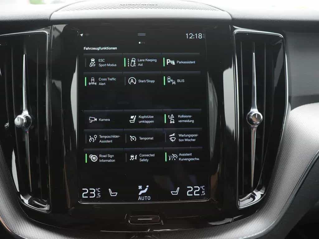 Volvo XC60 B4 D AWD Geartronic R-Design *Xenium * AHK* 05/2021-photo-14