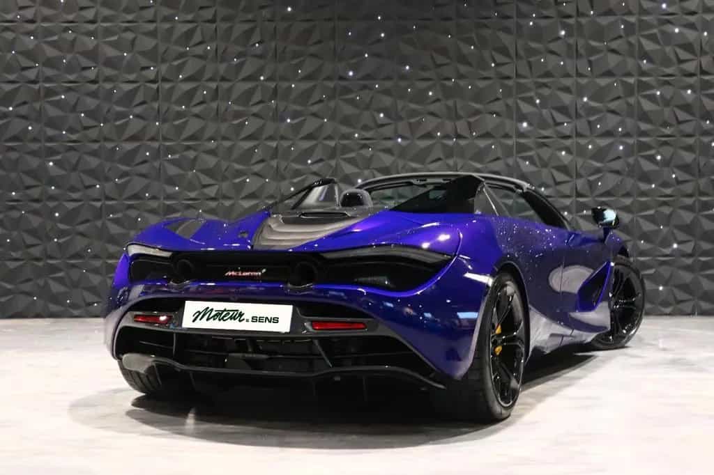 McLaren 720S Spider - MSO - Carbon - Lift - B&W 02/2020-photo-1