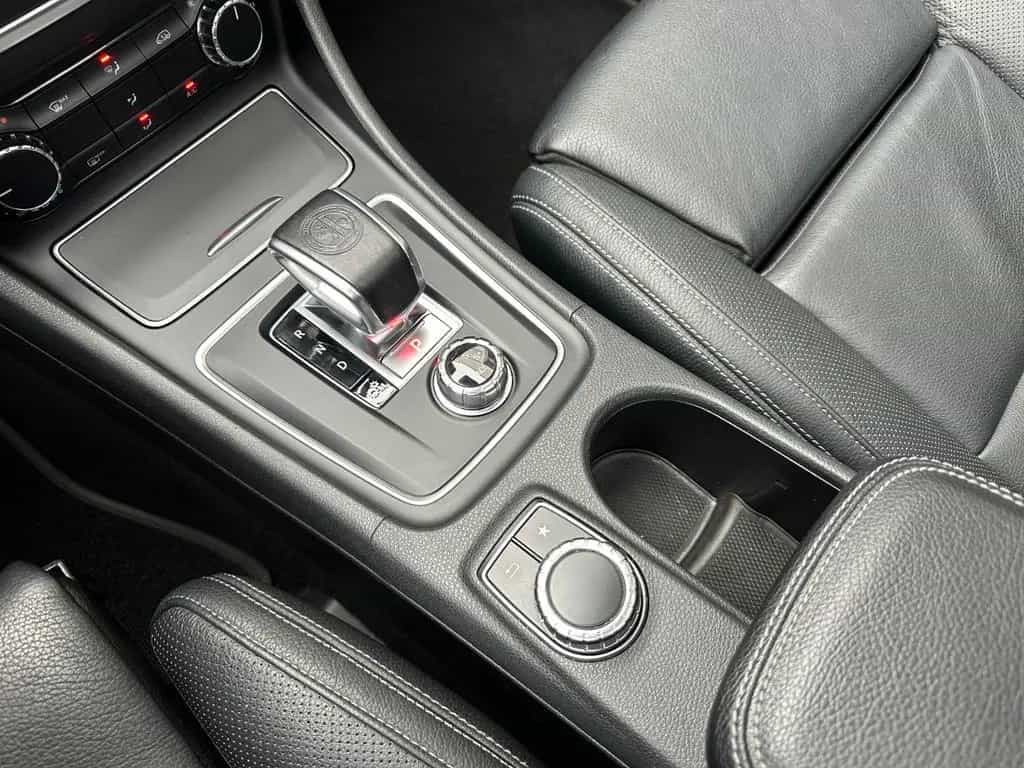 Mercedes-Benz CLA-Class 45 AMG SB 4M LED MEMORY H/K PANORAMA KAMERA 01/2020-photo-19