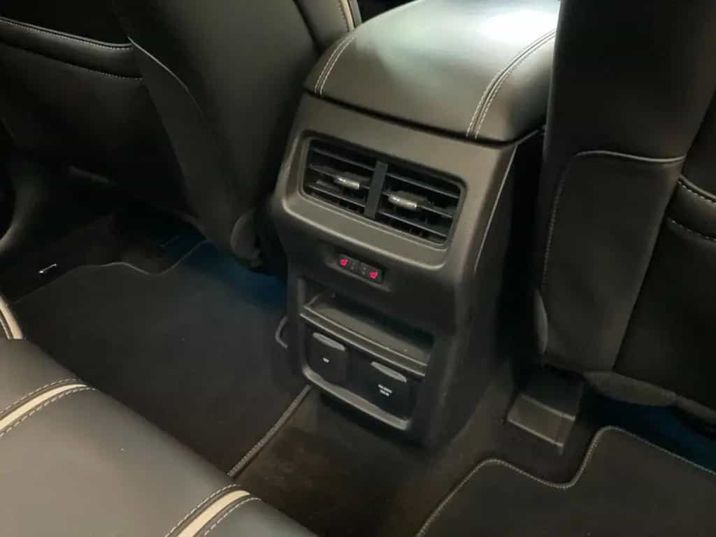 Ford Edge 2,0l 4x4 VIGNALE Aut.,DAB,SH,Pano,AHK,voll 01/2019-photo-23