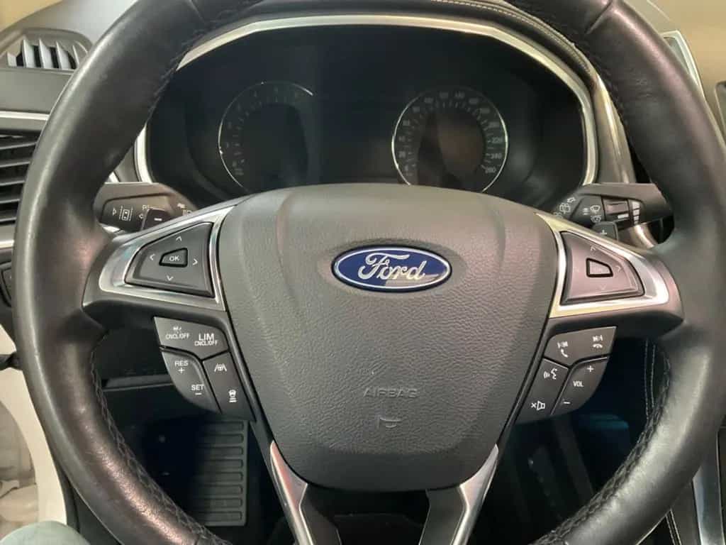 Ford Edge 2,0l 4x4 VIGNALE Aut.,DAB,SH,Pano,AHK,voll 01/2019-photo-35