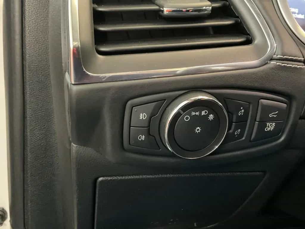 Ford Edge 2,0l 4x4 VIGNALE Aut.,DAB,SH,Pano,AHK,voll 01/2019-photo-40