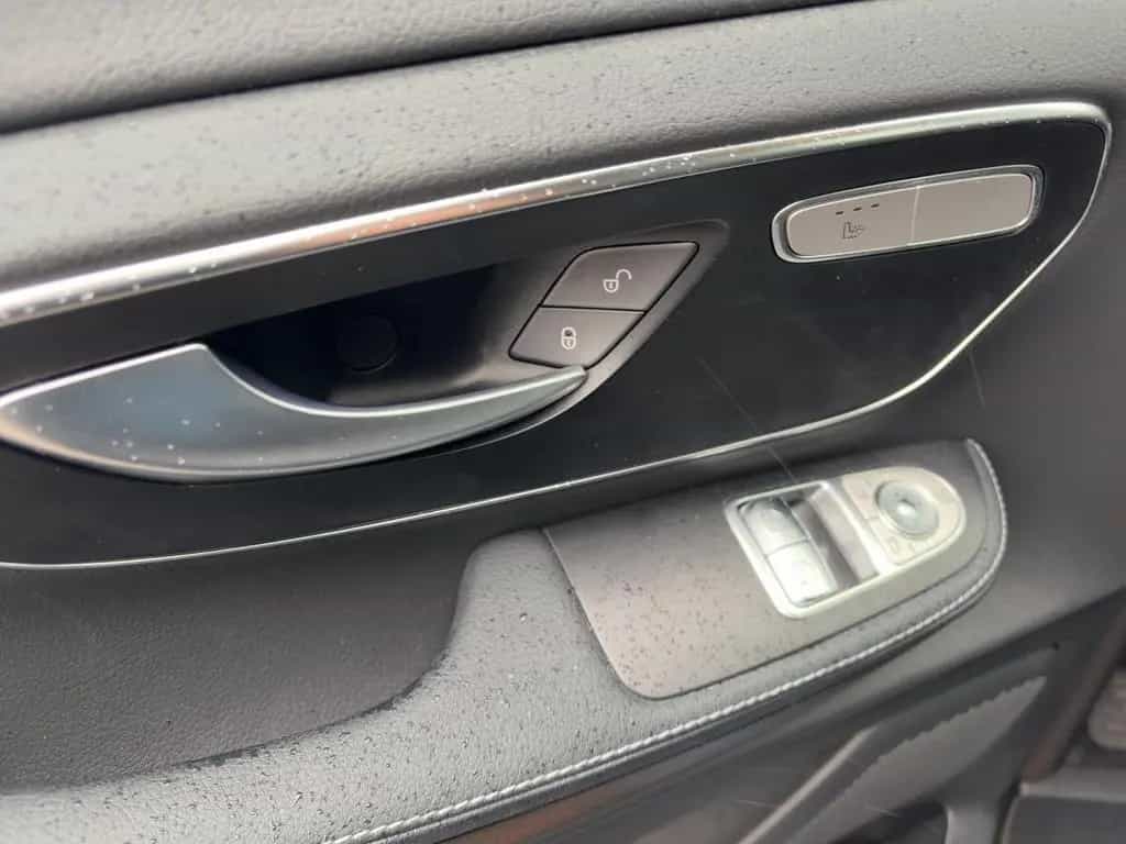 Mercedes-Benz V 220 d AVANTGARDE Distr/Multib/Liegepak/Standhz 11/2024-photo-13