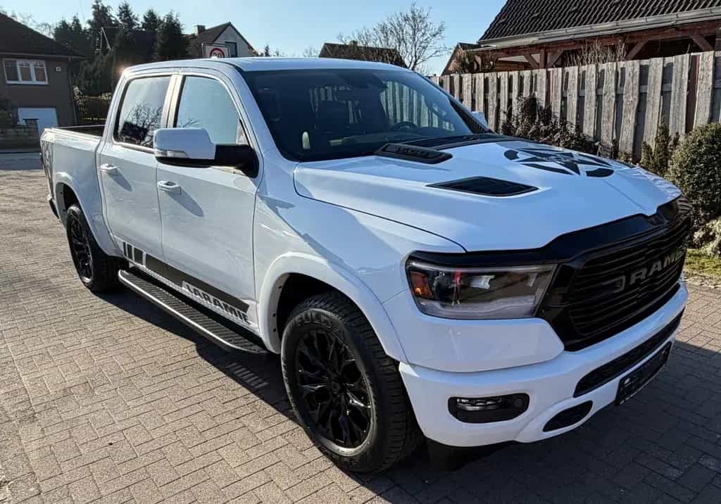 Dodge RAM LARAMIE-PANORAMA !!! 07/2024-photo-1