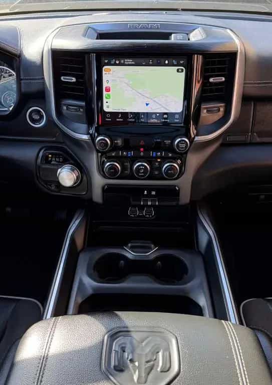 Dodge RAM LARAMIE-PANORAMA !!! 07/2024-photo-27