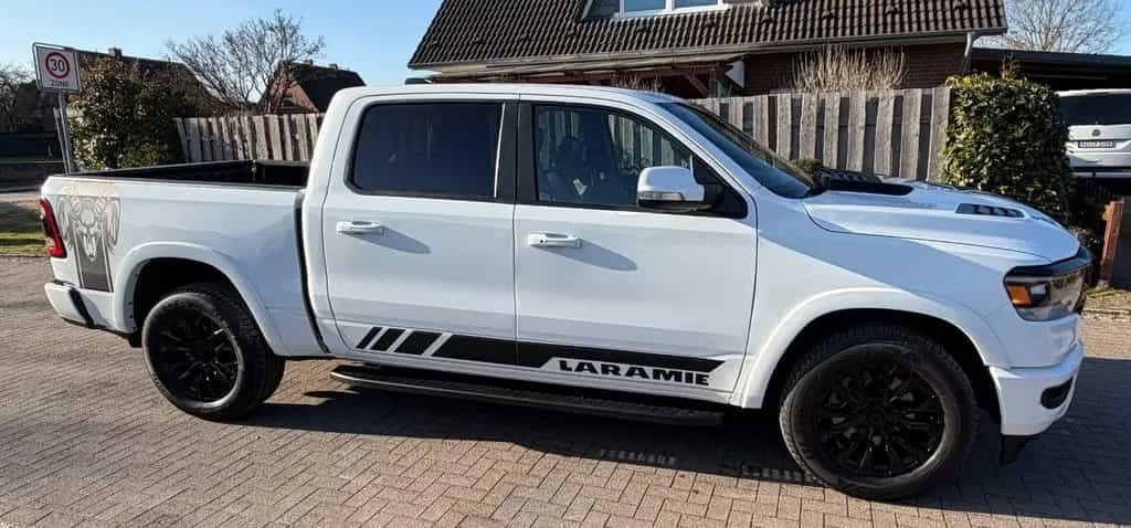 Dodge RAM LARAMIE-PANORAMA !!! 07/2024-photo-4