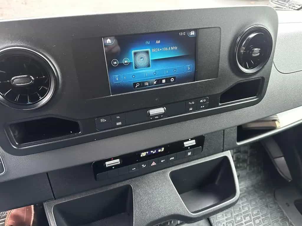 Mercedes-Benz Sprinter 314 CDI RWD L2 2 x Zusatzheizung Regale 11/2019-photo-21