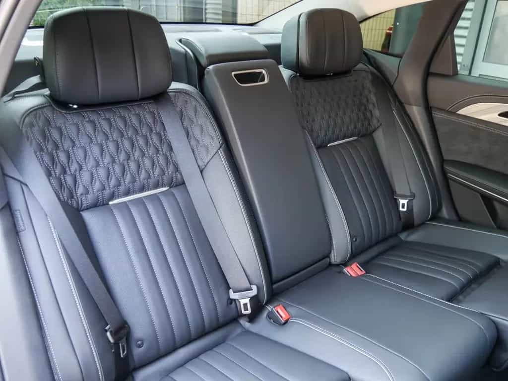 Hongqi H9 2.0T |LED|Sitzklima|360°|PANO|KEYL|DISTR|PTS 06/2024-photo-4