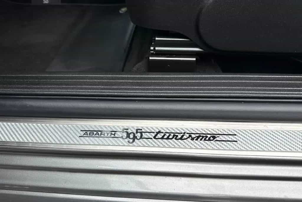 Abarth 595 Turismo 1.4 T-Jet 16V Leder,Xenon,PDC,18'' 07/2014-photo-19