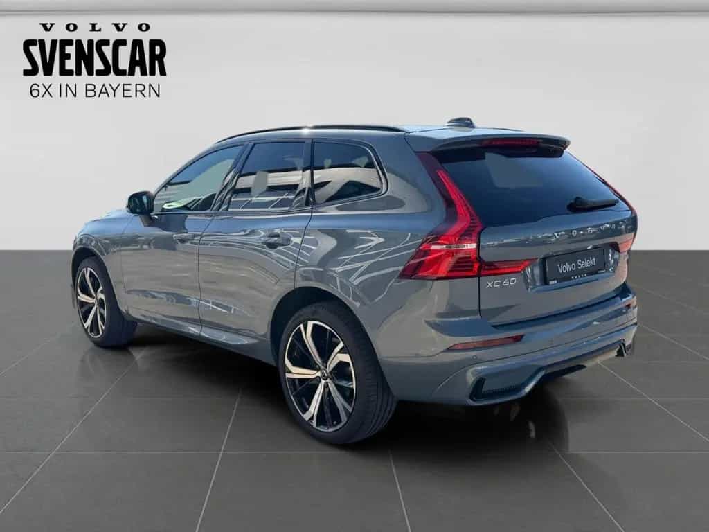 Volvo XC60 R-Design B5 AWD El. Panodach Navi Leder Dig 06/2022-photo-2