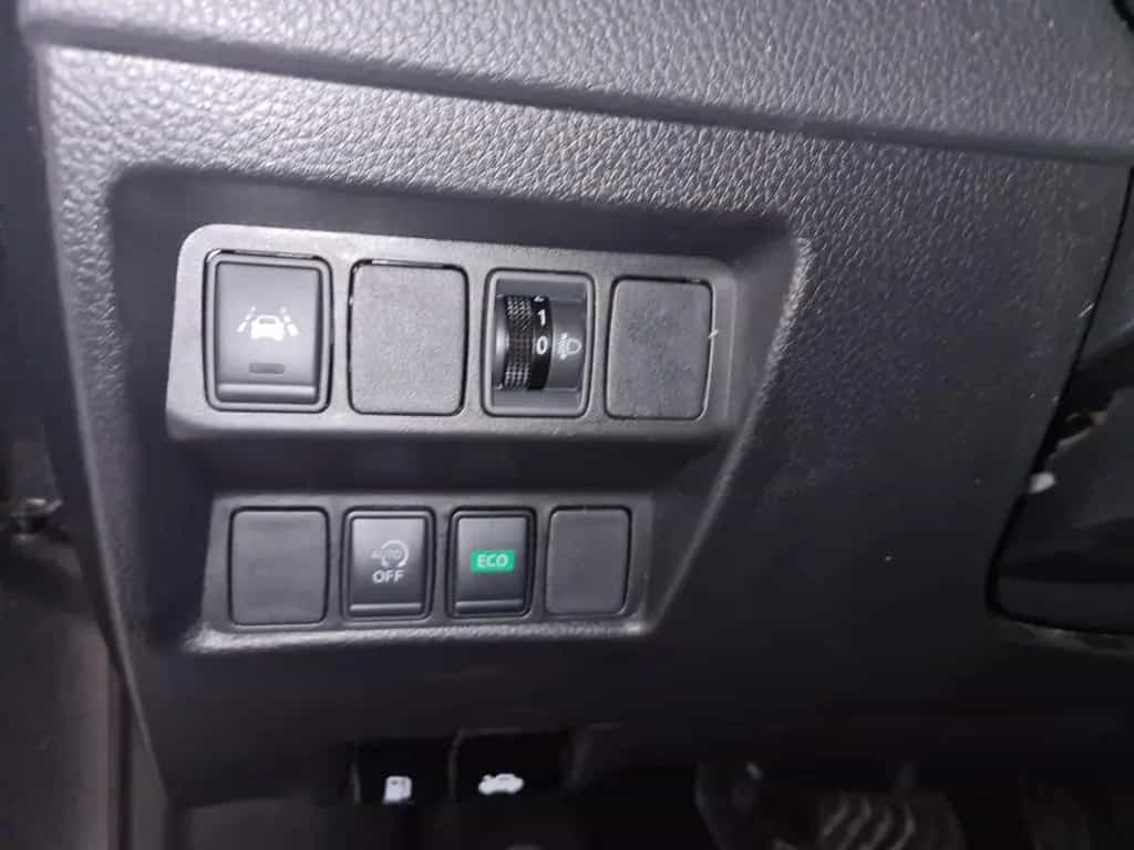Nissan Qashqai Acenta / KAMERA / SCHECKHEFT 06/2020-photo-18