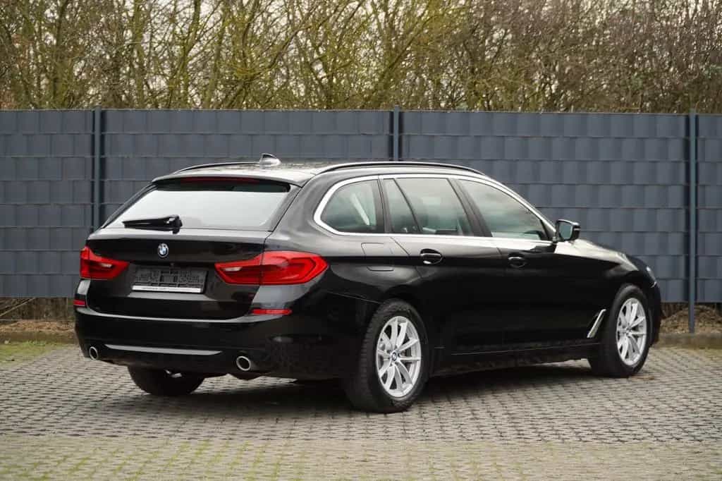 BMW 5 Series Touring|Head-Up|Komfortzugang|DrivingAss. 09/2019-photo-3