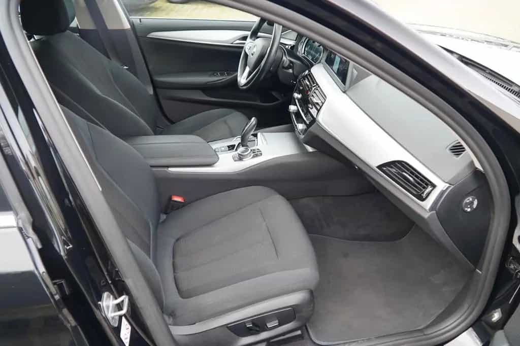 BMW 5 Series Touring|Head-Up|Komfortzugang|DrivingAss. 09/2019-photo-6