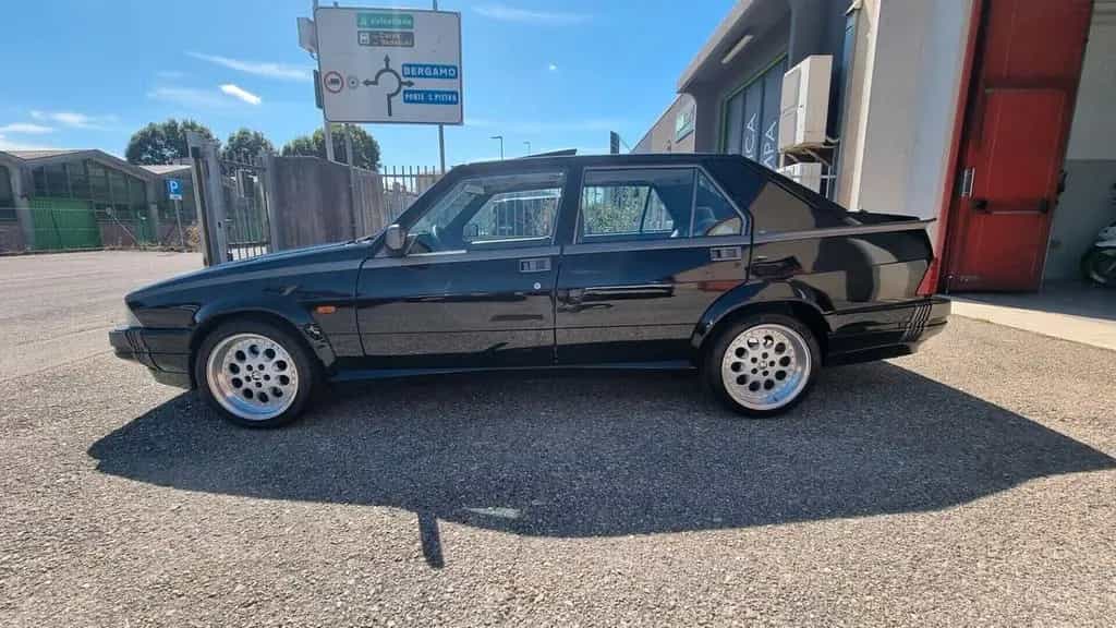 Alfa Romeo 75 1.8i turbo America 03/1990-photo-4