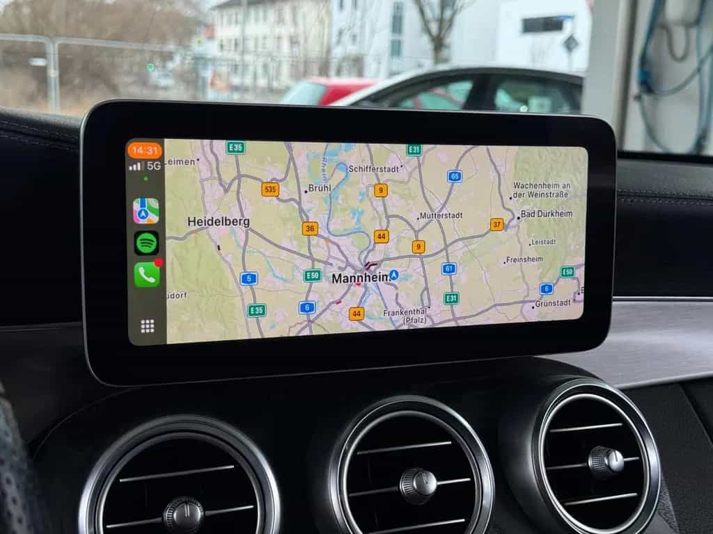 Mercedes-Benz C-Class 180 Cabriolet AMG|LED|AirScarf|AirCap|AppleCar 04/2019-photo-44