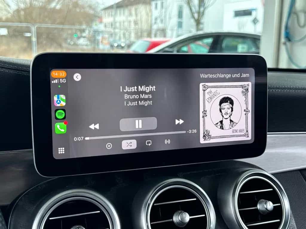 Mercedes-Benz C-Class 180 Cabriolet AMG|LED|AirScarf|AirCap|AppleCar 04/2019-photo-45