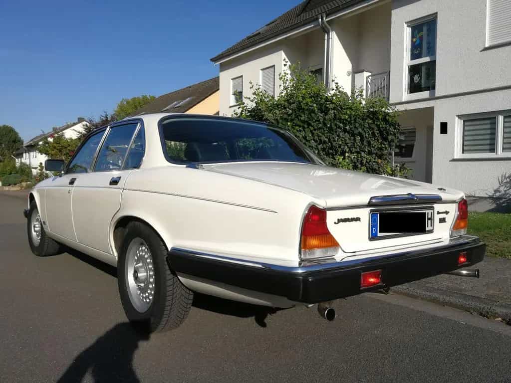 Jaguar sehr schöner XJ12 HE Sovereign 10/1982-photo-1