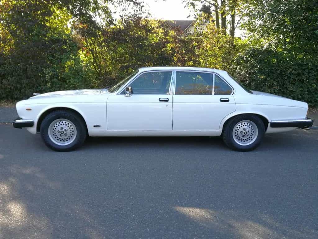 Jaguar sehr schöner XJ12 HE Sovereign 10/1982-photo-2