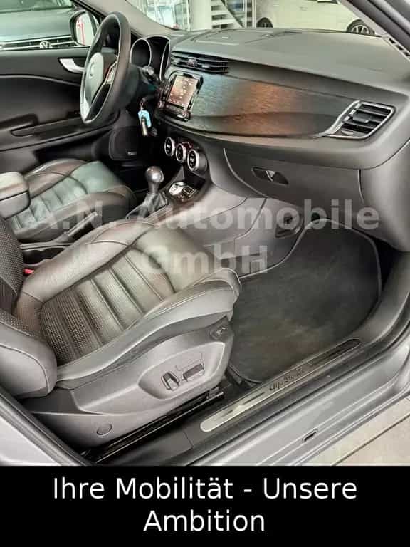 Alfa Romeo Giulietta Super 1.4 Turbo*Navi*SHZ*Leder*Memory 05/2018-photo-14